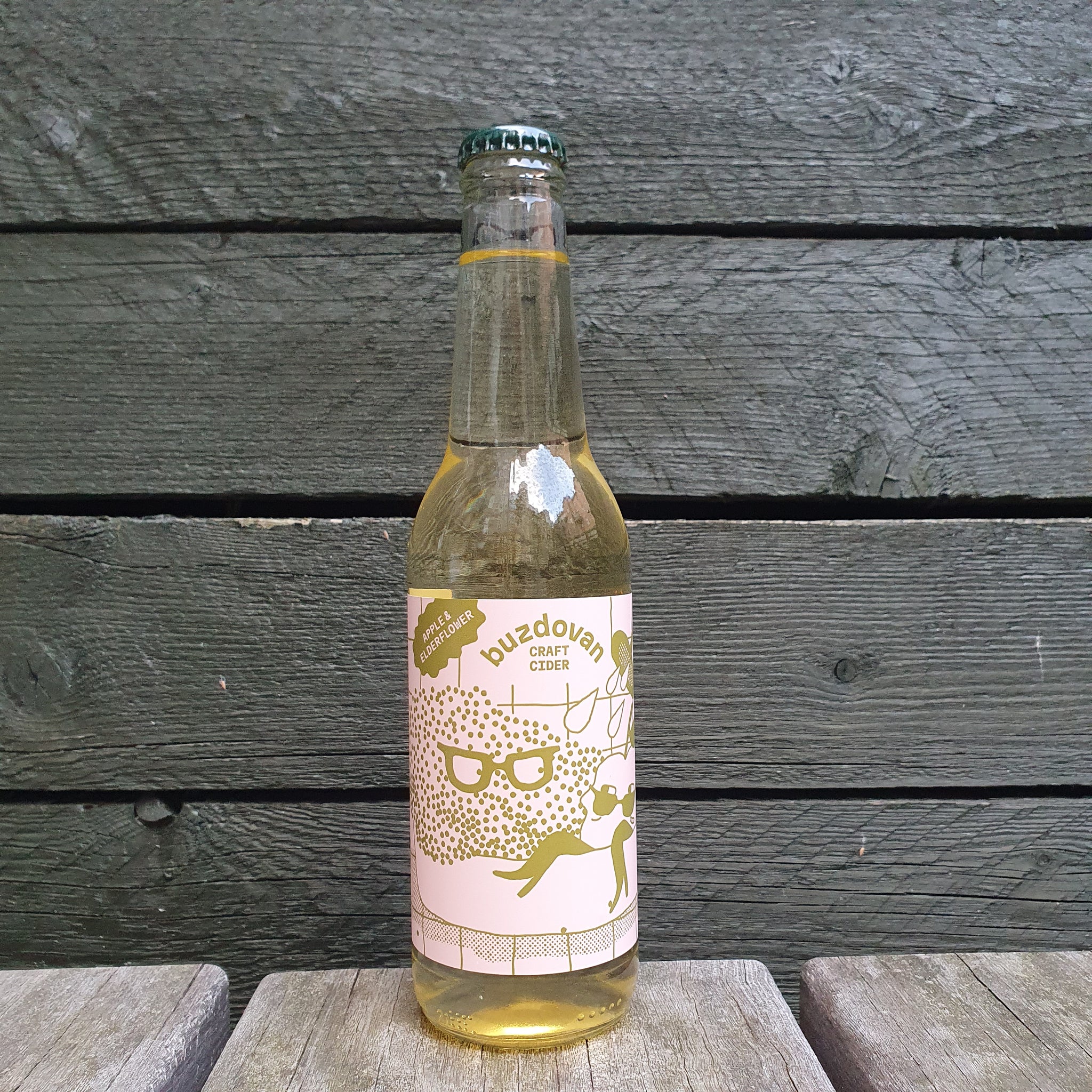 Æblecider med Hyldeblomst
